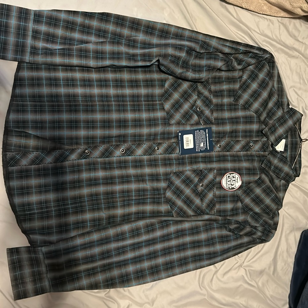 Wrangler men’s western shirt brand new
